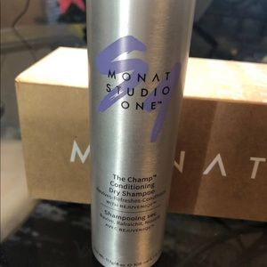 Monat conditioning dry shampoo